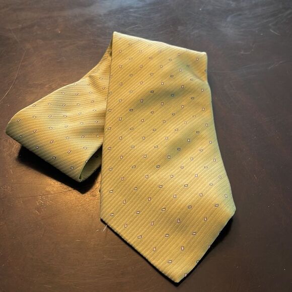 Battaglia Tie. 100% silk Tie. - Picture 3 of 6